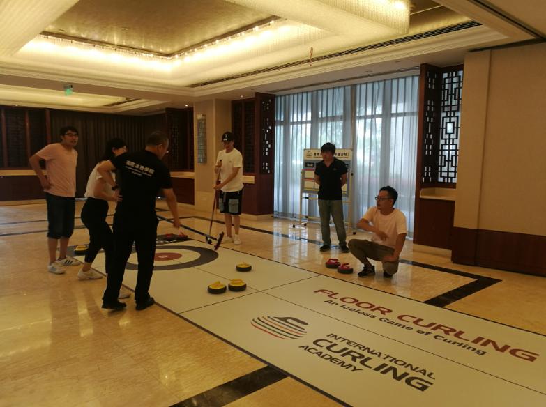 上海市社區(qū)<a href=http://www.017771.cn target=_blank class=infotextkey>健身</a>俱樂部