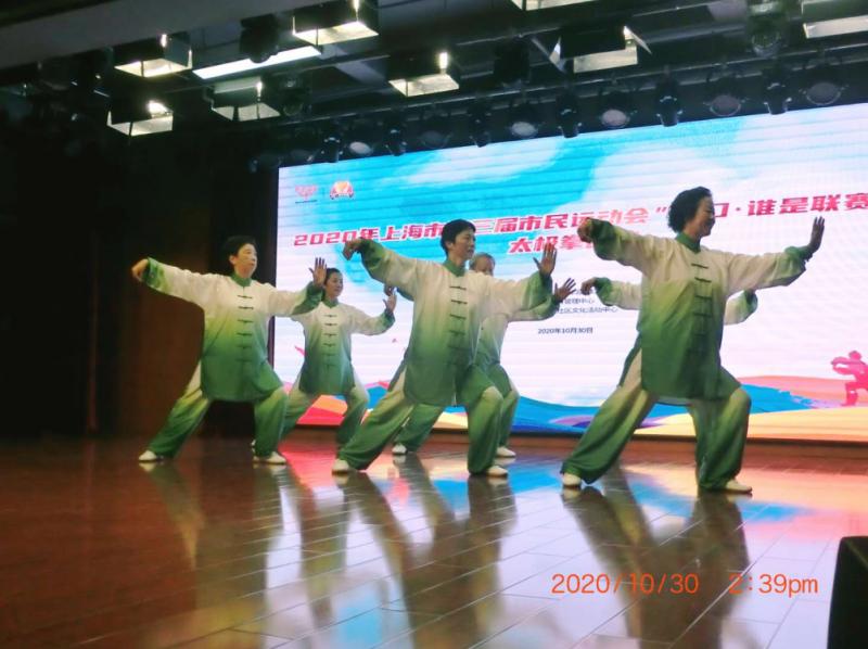 上海市社區(qū)<a href=http://www.017771.cn target=_blank class=infotextkey>健身</a>俱樂(lè)部 上海市社區(qū)<a href=http://www.017771.cn target=_blank class=infotextkey>健身</a>俱樂(lè)部