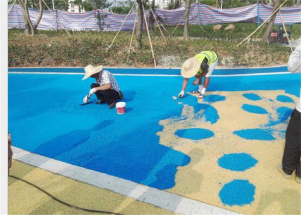 EPDM<a href=http://www.017771.cn target=_blank class=infotextkey>塑膠跑道</a>
